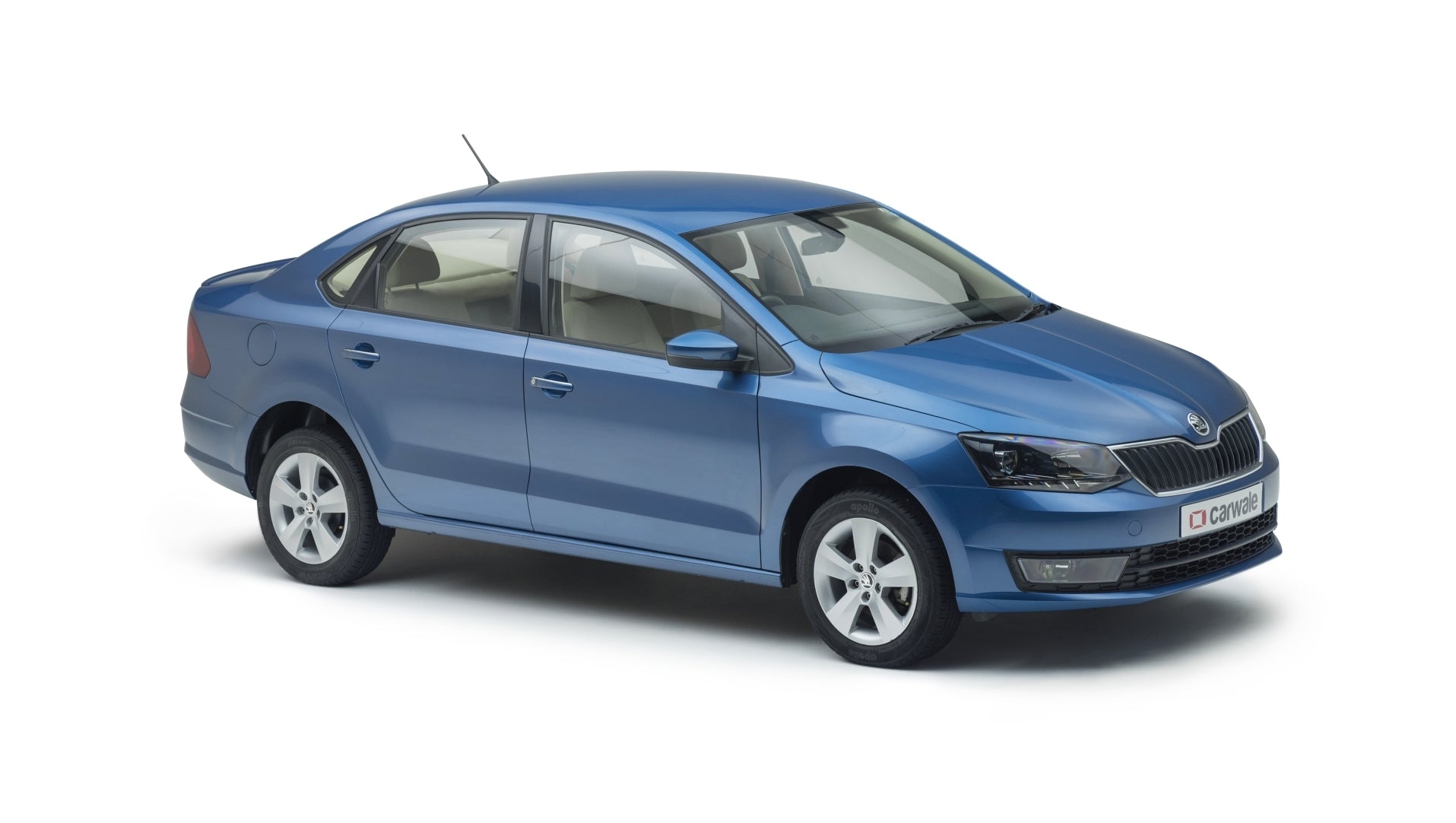 Soporte de protección acero inoxidable para reposapiés de coche Skoda Rapid fabricación 10.2012 - 03.2019, carrocería sedán