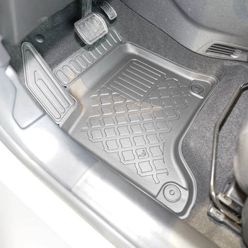 Alfombrillas tipo bandeja Peugeot 208 Hybrid, fabricación 09.2023 - presente, carrocería hatchback | 604431