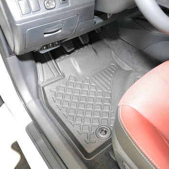 Alfombrillas tipo bandeja Toyota Avensis III, fabricación 01.2009 - 08.2018, carrocería sedán, facelift #3