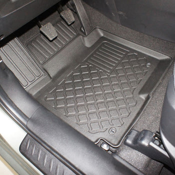 Alfombrillas tipo bandeja Kia Carens III, fabricación 04.2013 - 08.2019, carrocería furgoneta 5-7 plazas, sin tercera fila | 603187