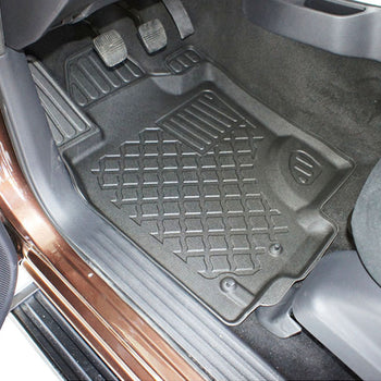 Alfombrillas tipo bandeja Nissan Navara, fabricación 01.2016 - presente, carrocería camioneta doble cabina | 603274