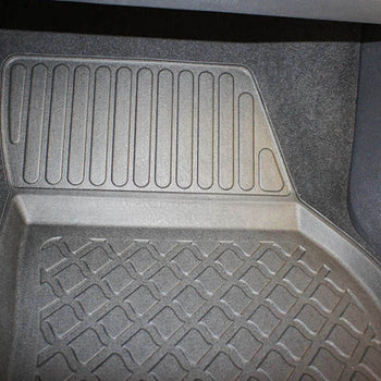 Alfombrillas tipo bandeja Volkswagen Tiguan II, fabricación 05.2016 - presente, carrocería suv #1