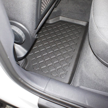 Alfombrillas tipo bandeja Audi Q3 I, fabricación 08.2011 - 06.2018, carrocería suv #1