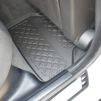 Alfombrillas tipo bandeja BMW Serie 5 E60, fabricación 07.2003 - 02.2010, carrocería sedán | 602058