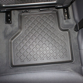 Alfombrillas tipo bandeja Audi Q3 I, fabricación 08.2011 - 06.2018, carrocería suv #1