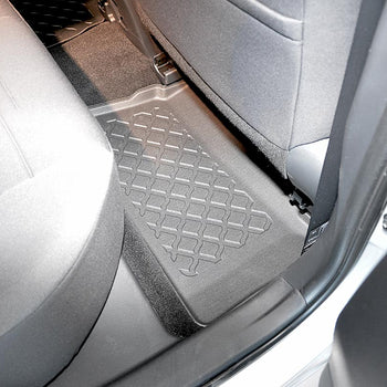 Alfombrillas tipo bandeja Toyota Auris II, fabricación 01.2013 - 12.2018, carrocería hatchback #2