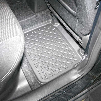 Alfombrillas tipo bandeja Suzuki SX4 S-Cross Hybrid, fabricación 02.2020 - presente, carrocería suv #1