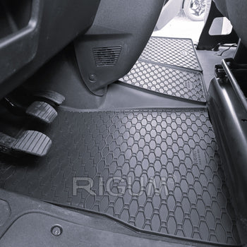Alfombrillas de coche Renault Master IV, fabricación 10.2024 - presente, carrocería furgoneta 3 plazas | 906547