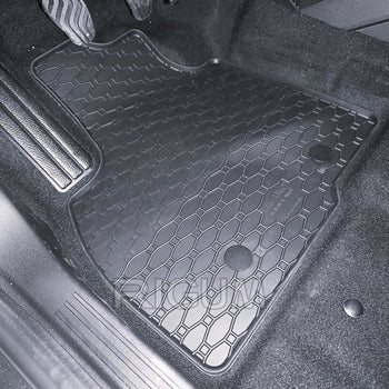 Alfombrillas de coche Dacia Duster III MHEV, fabricación 06.2024 - presente, carrocería suv | 906646