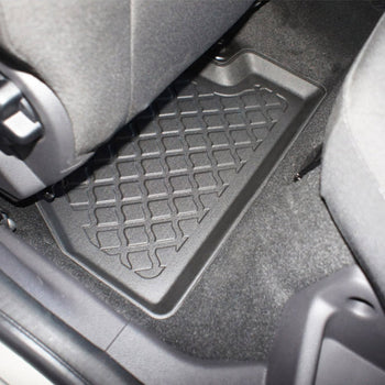 Alfombrillas tipo bandeja Ford Focus III, fabricación 03.2011 - 08.2018, carrocería camioneta #2 - 10