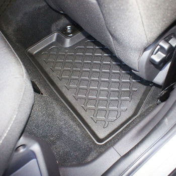 Alfombrillas tipo bandeja Ford Focus III, fabricación 03.2011 - 08.2018, carrocería camioneta #2 - 12